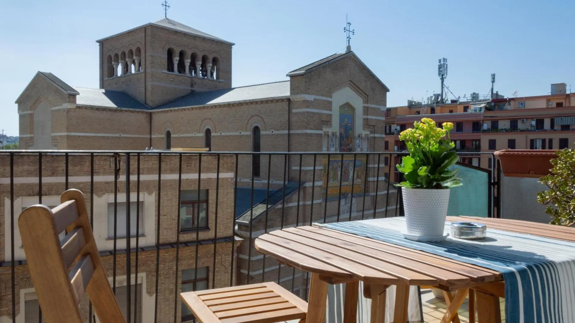 Testaccio Xix-Xxv Bed And Breakfast contacts